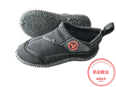 探索時尚與舒適的交匯點 專業(yè)鞋業(yè)產(chǎn)品中心