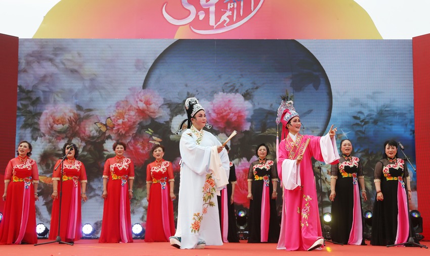 水墨大埝首屆青年文化藝術(shù)節(jié)啟幕 多元活動(dòng)點(diǎn)亮青春創(chuàng)意